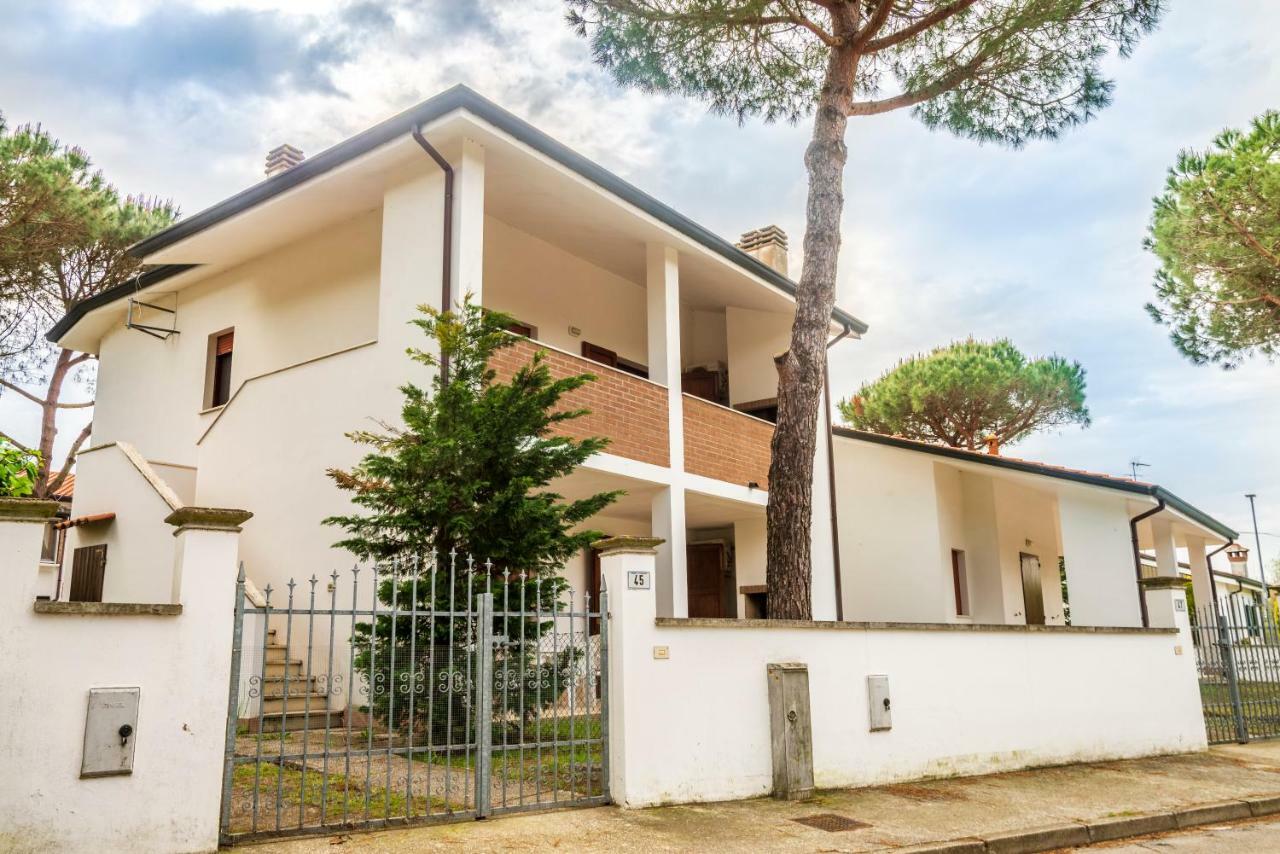 Agenzia Vear - Lido Di Volano Buitenkant foto